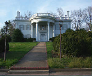 ALLENDALE MANSIONS photo by Vanessa