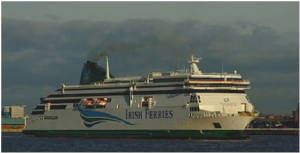 An IRISH Ferry Crosses the Mersey